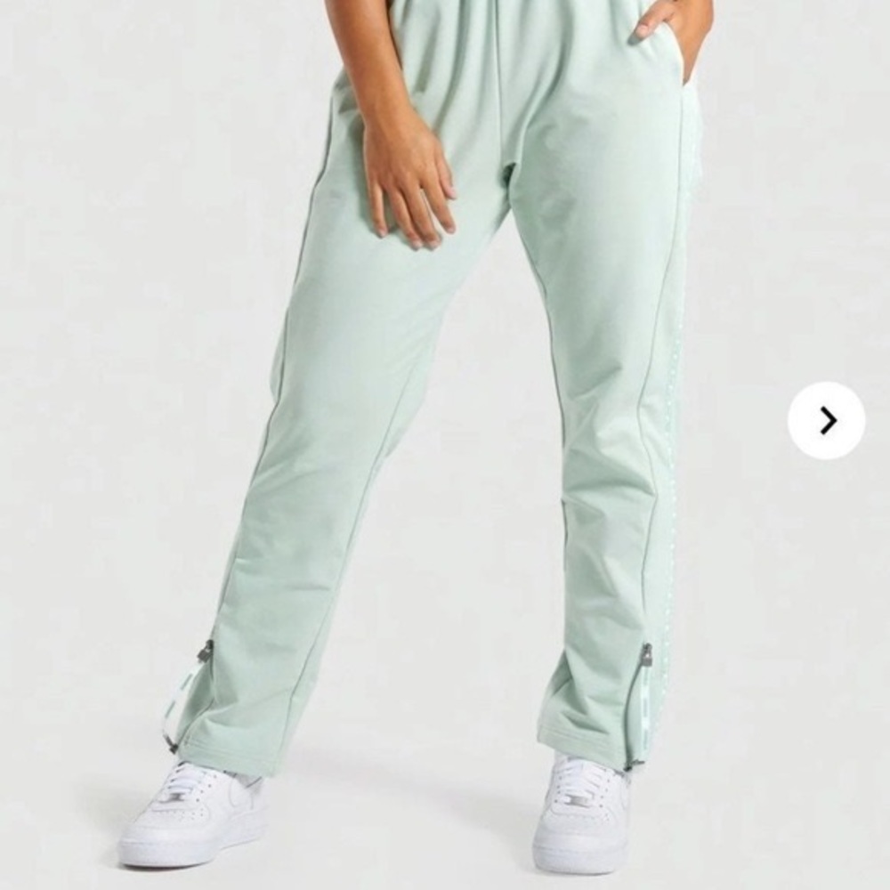 Gymshark pistachio green joggers